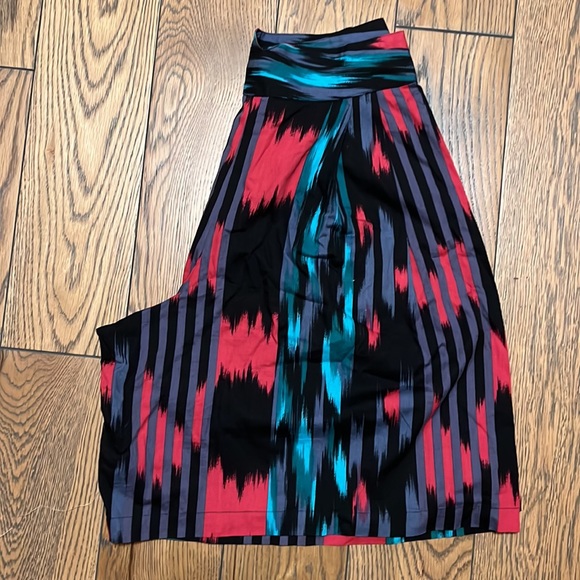 Vintage Ann Taylor Jams/LaCroix lookin shorts! Size 6 - Picture 3 of 5